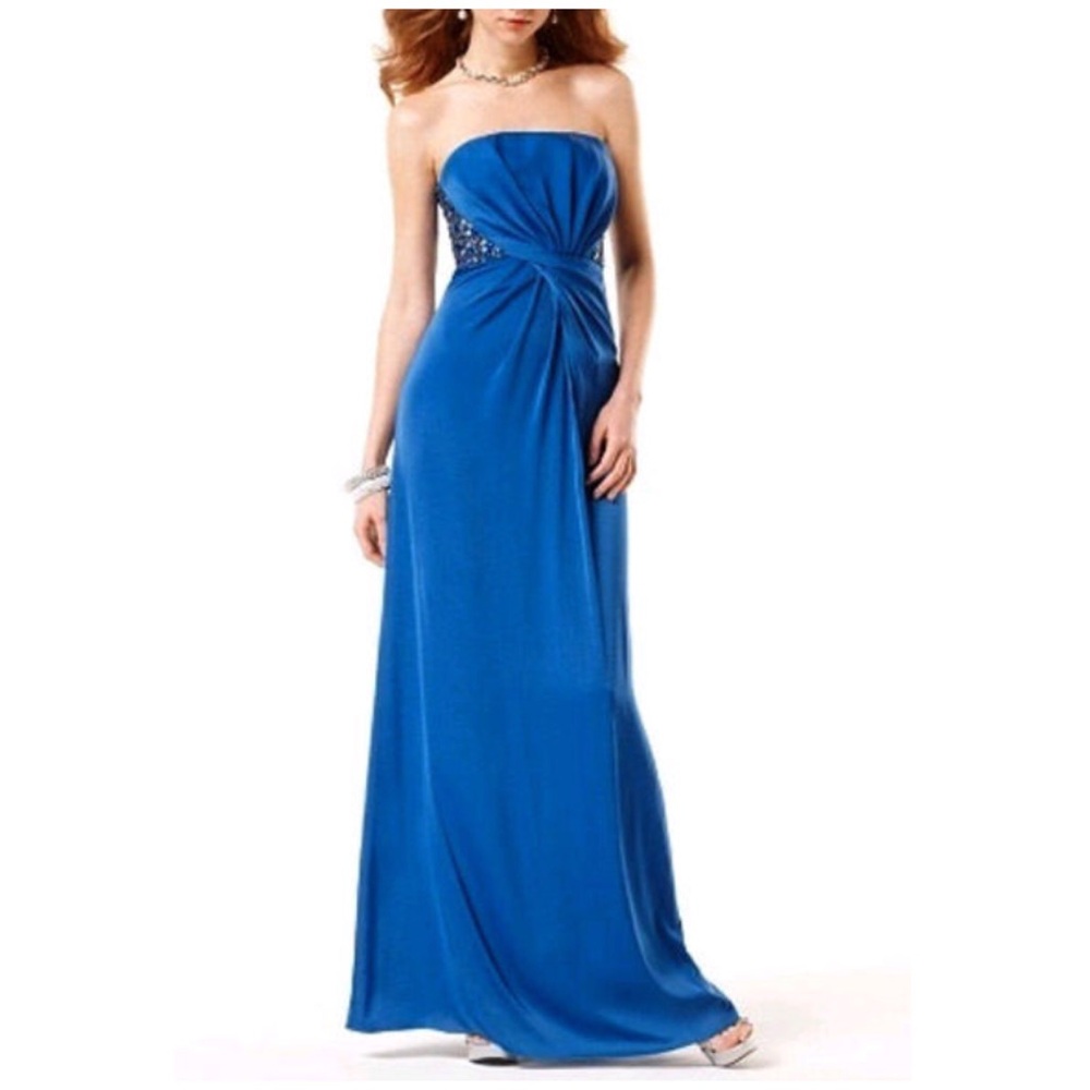 $368 BCBG Maxazria Mariah Beaded Strapless Gown
